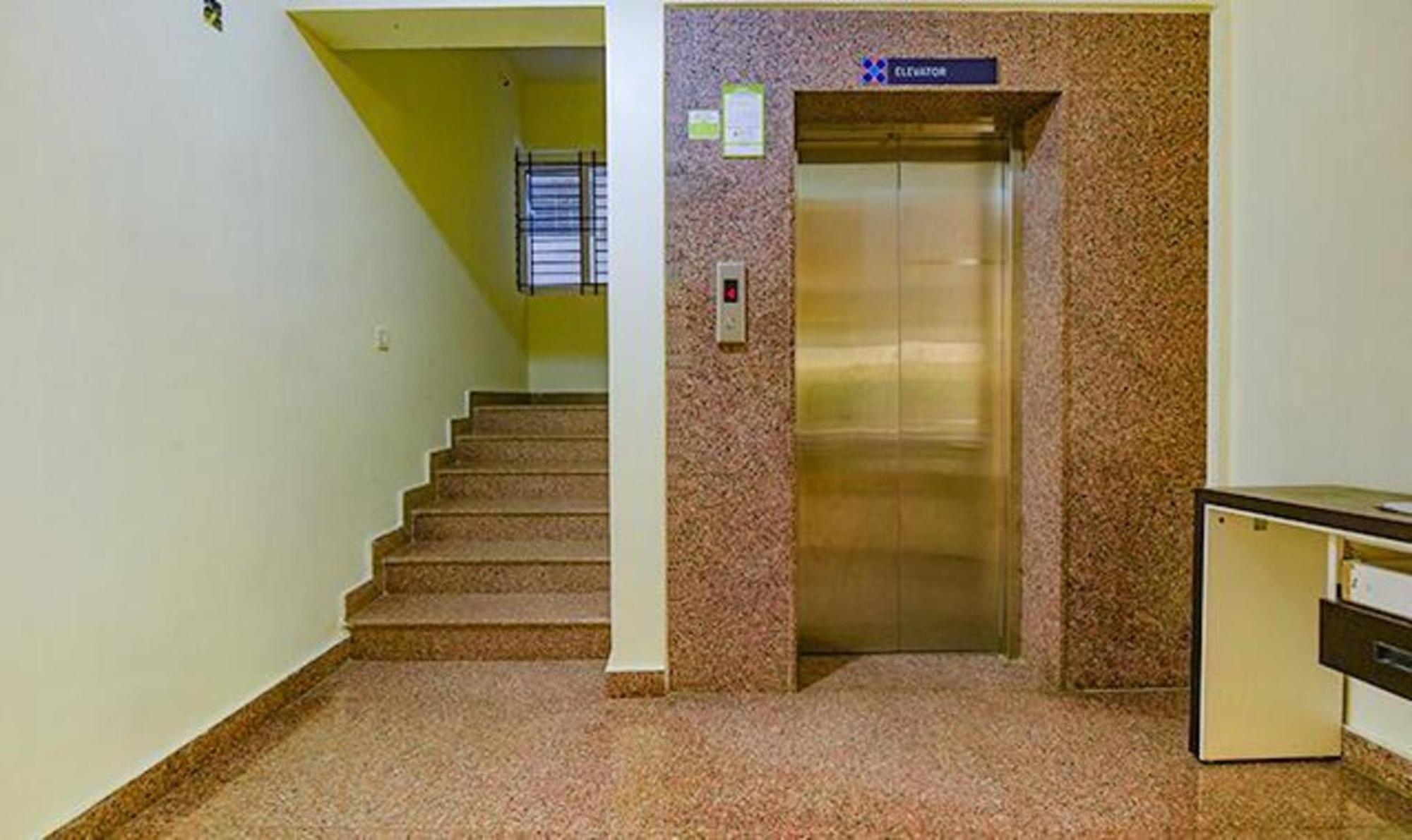 Fabexpress Purple Suites Inn Бангалор Екстериор снимка