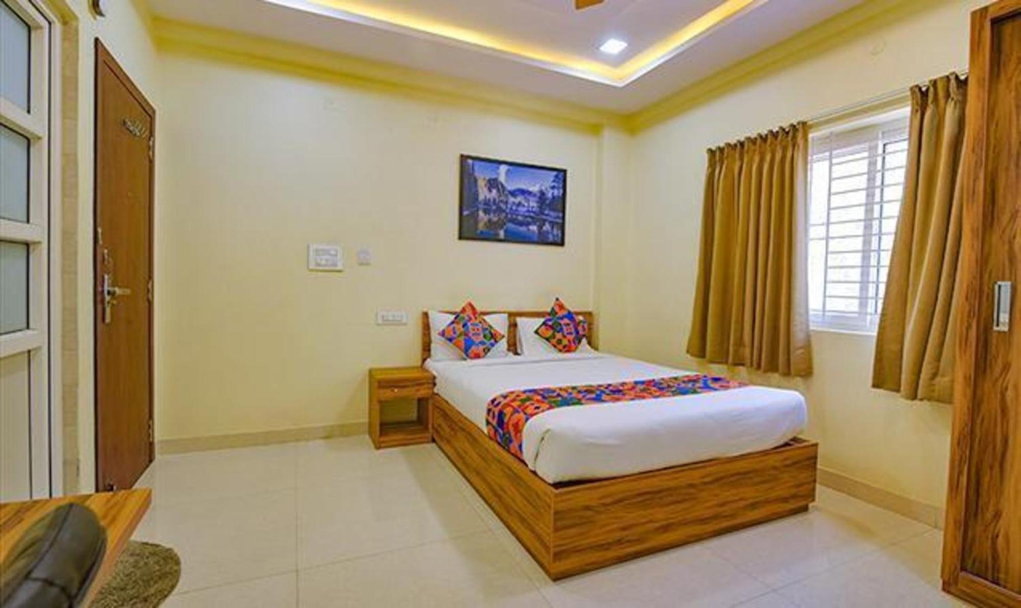 Fabexpress Purple Suites Inn Бангалор Екстериор снимка