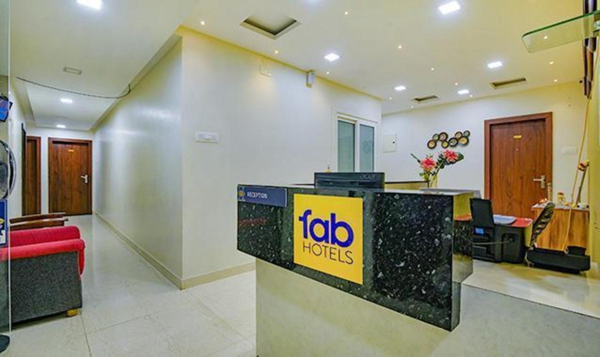 Fabexpress Purple Suites Inn Бангалор Екстериор снимка